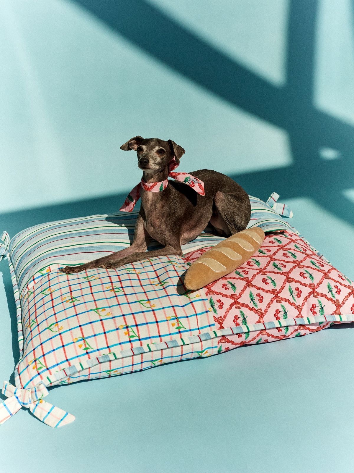1aa27a24-5491-4402-be16-aa505c189d66 Vintage Patchwork Pet Lounge Cushion - imagine 1